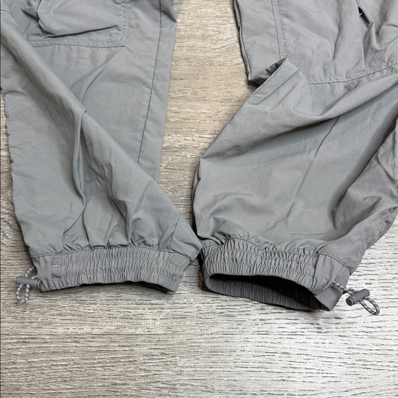 Adidas Women’s by Stella McCartney TrueCasuals Woven Solid Track Pants Grey Sz L - Picture 6 of 13